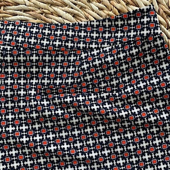 Ann Taylor Black and White High Waist Shorts - Picture 5 of 9